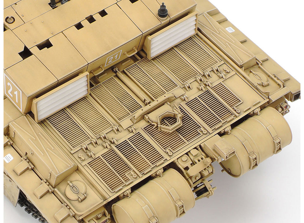 1/35 Tamiya - British MBT Challenger 2 (Desertised)
