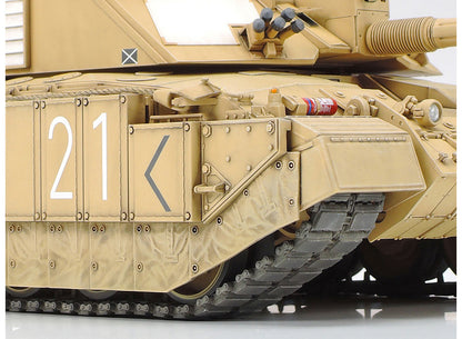1/35 Tamiya - British MBT Challenger 2 (Desertised)