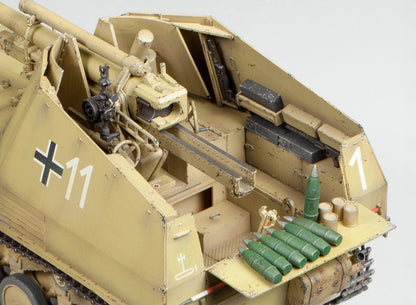 Tamiya 1/35 Military - 1/35 German Self-Propelled Howitzer Wespe "Italian Front" - 35358