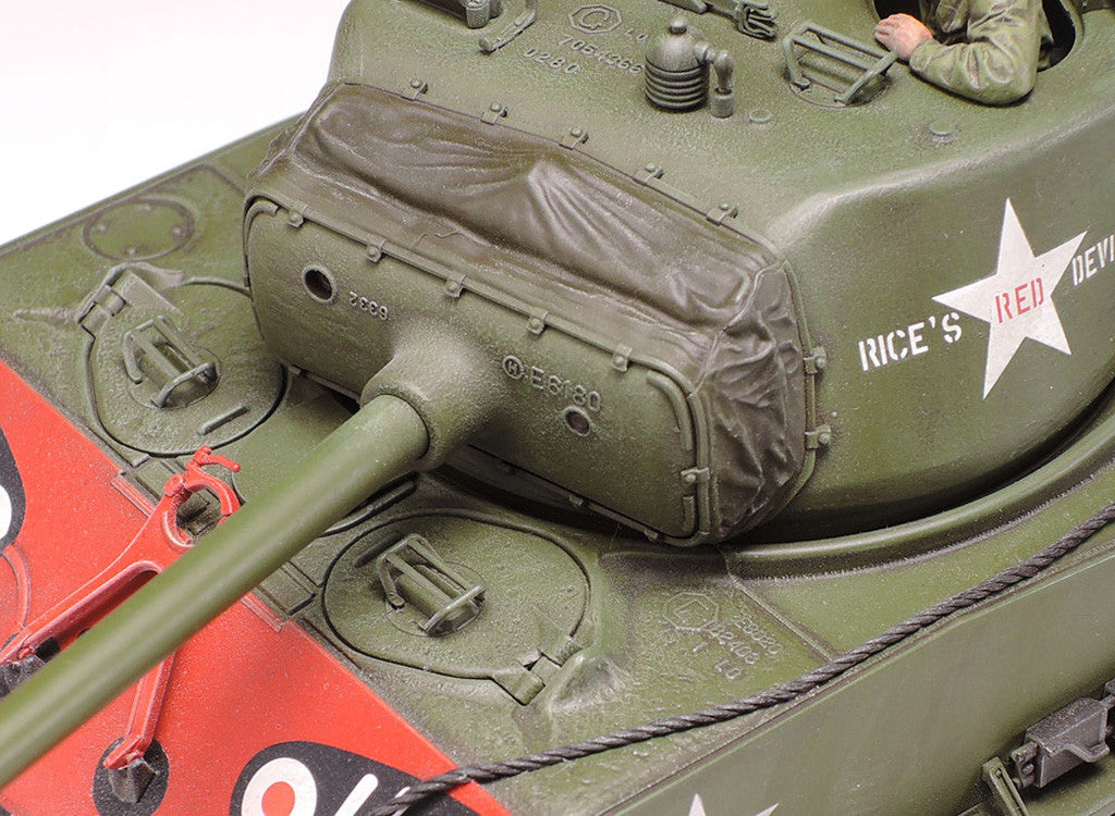 Tamiya 1/35 Military - 1/35 U.S M4A3E8 Sherman Easy Eight Korean War - 35359