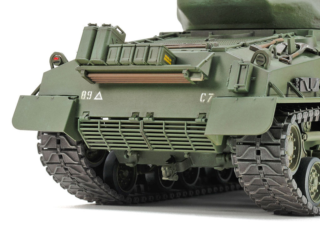 Tamiya 1/35 Military - 1/35 U.S M4A3E8 Sherman Easy Eight Korean War - 35359