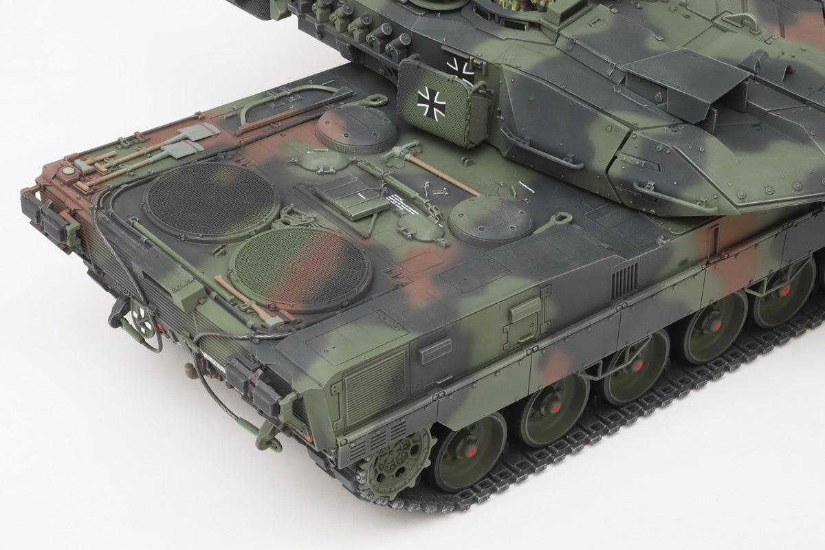 Tamiya 1/35 Military - 1/35 German Main Battle Tank Leopard 2 A7V  - 35387