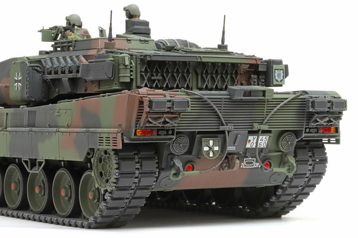 Tamiya 1/35 Military - 1/35 German Main Battle Tank Leopard 2 A7V  - 35387