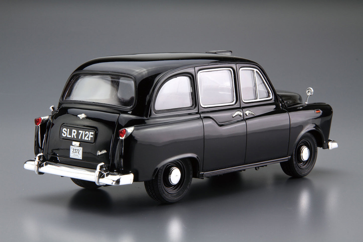 1/24 Aoshima - FX-4 London Black Cab '68 05967