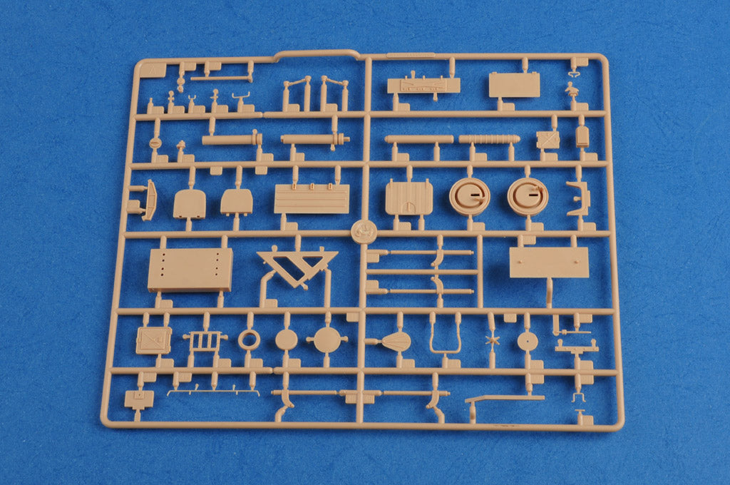 Hobby Boss 1/35 Soviet SS-23 Spider Tactical Ballistic Missile model kit 85505, image 10