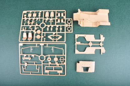 Hobby Boss 1/35 Dongfeng Mengshi 1.5 Ton Light Utility Vehicle model kit 82467, image 7