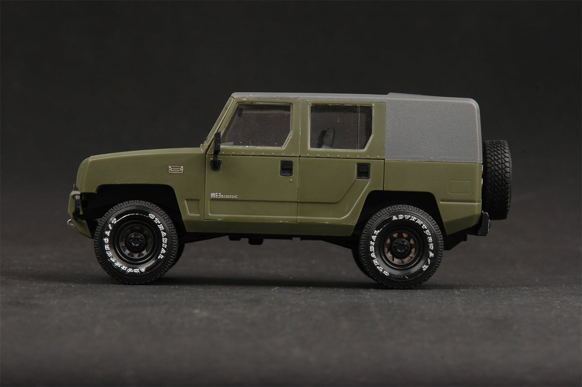 Hobby Boss 1/35 BJ2022JC Yongshi Light Utility Vehicle model kit 82466, image 14