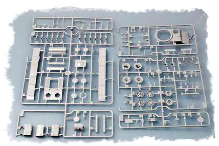 Hobby Boss 1/48 Russian KV-1 Model 1941 Heavy Tank model kit 84810, image 6