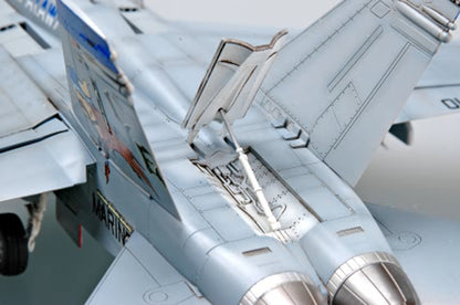 Hobby Boss 1/48 F/A-18D Hornet model kit 80322, image 6