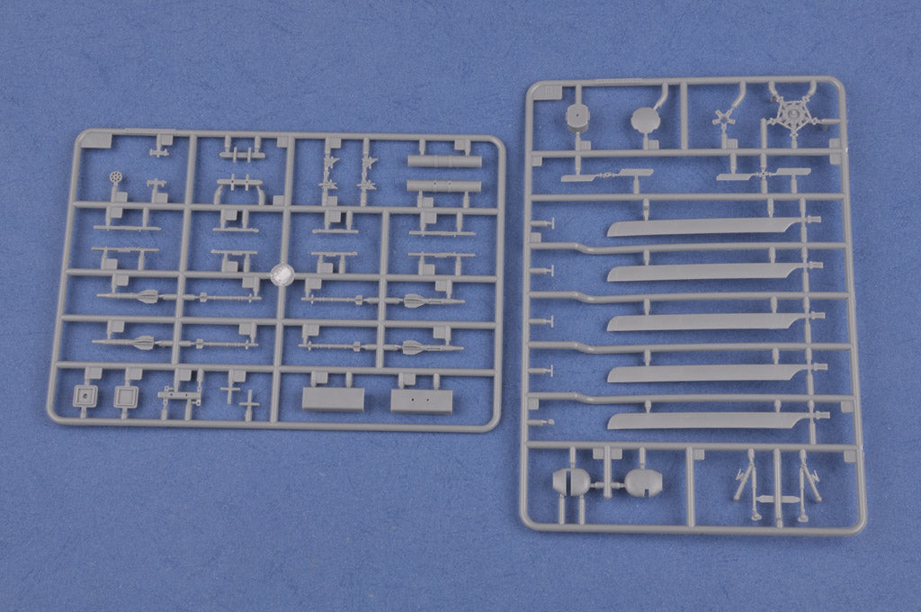 Hobby Boss 1/72 Chinese WZ-10 Thunderbolt Attack Helicopter model kit 87260, image 7