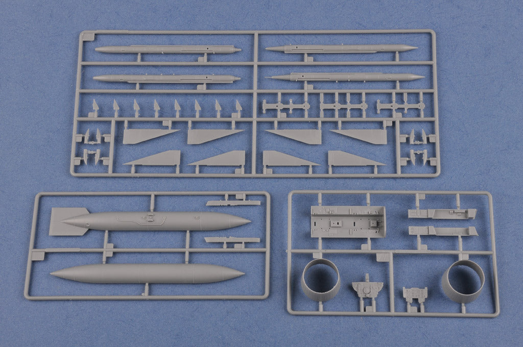 Hobby Boss 1/48 Mikoyan MiG-31 Foxhound model kit 81753, image 12