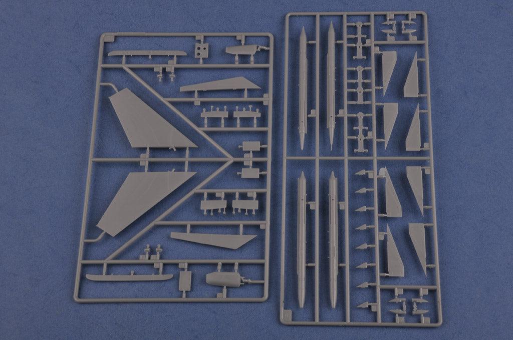 Hobby Boss 1/48 Mikoyan MiG-31B/BM Foxhound model kit 81754, image 12