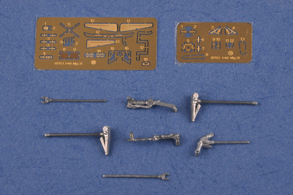 Hobby Boss 1/48 Mikoyan MiG-31B/BM Foxhound model kit 81754, image 15