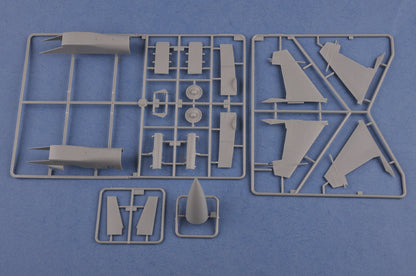 Hobby Boss 1/48 Sukhoi Su-27 Flanker Early model kit 81712, image 9