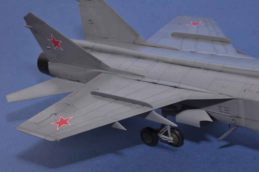 Hobby Boss 1/48 Mikoyan MiG-31 Foxhound model kit 81753, image 18