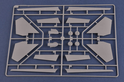 Hobby Boss 1/48 Sukhoi Su-27UB Flanker C model kit 81713, image 9
