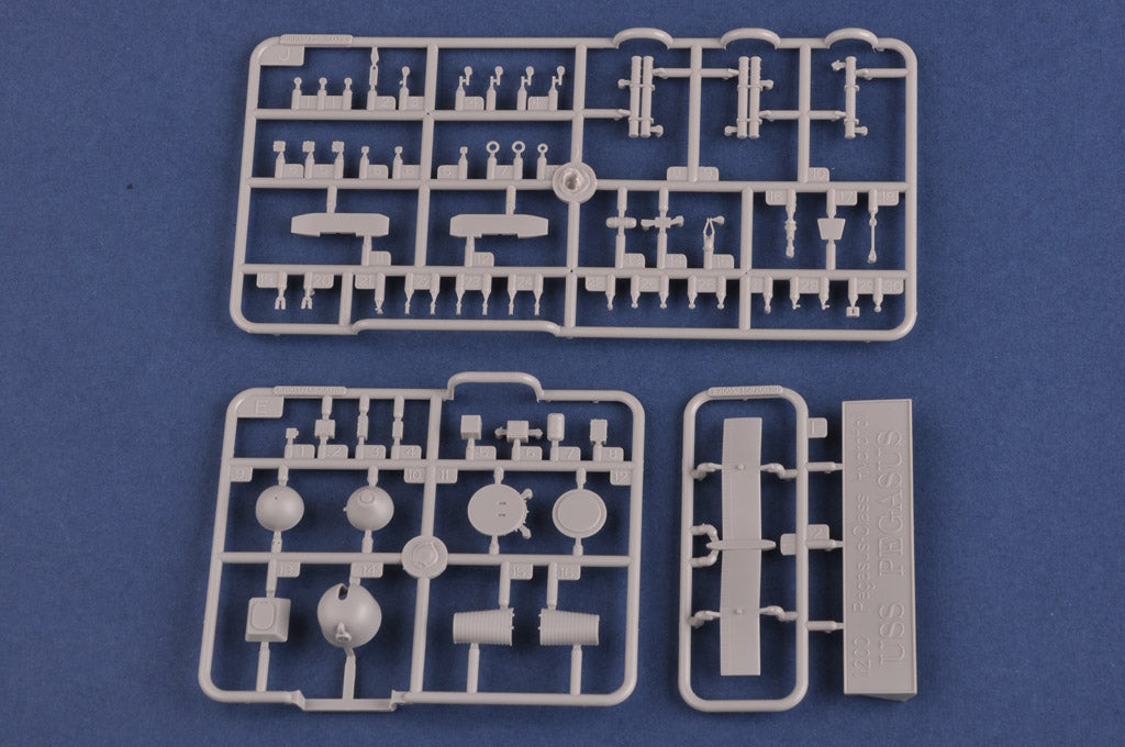 Hobby Boss 1/200 USS Pegasus PHM-1 Hydrofoil model kit 82005, image 8