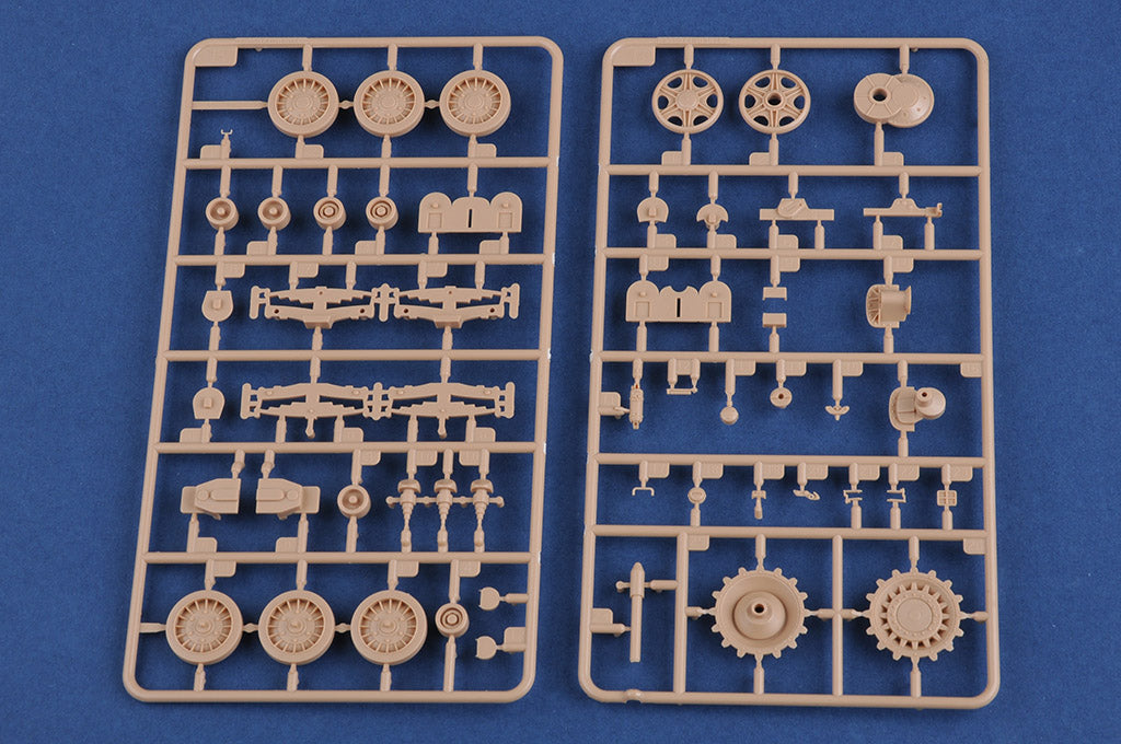 Hobby Boss 1/35 Hungarian 44M Tas Rohamlöveg Assault Gun model kit 83898, image 8