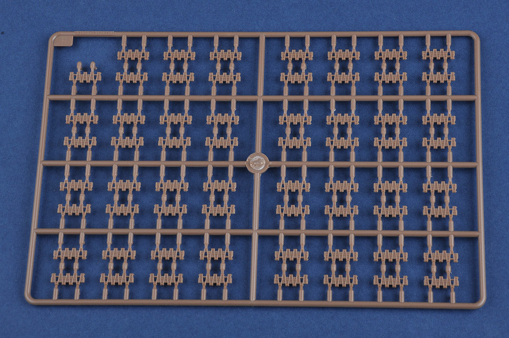 Hobby Boss 1/35 Hungarian 44M Tas Rohamlöveg Assault Gun model kit 83898, image 9