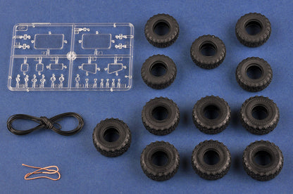 Hobby Boss 1/35 Russian BAZ-64022 with 5P85TE2 S-400 Launcher model kit 85517, image 19