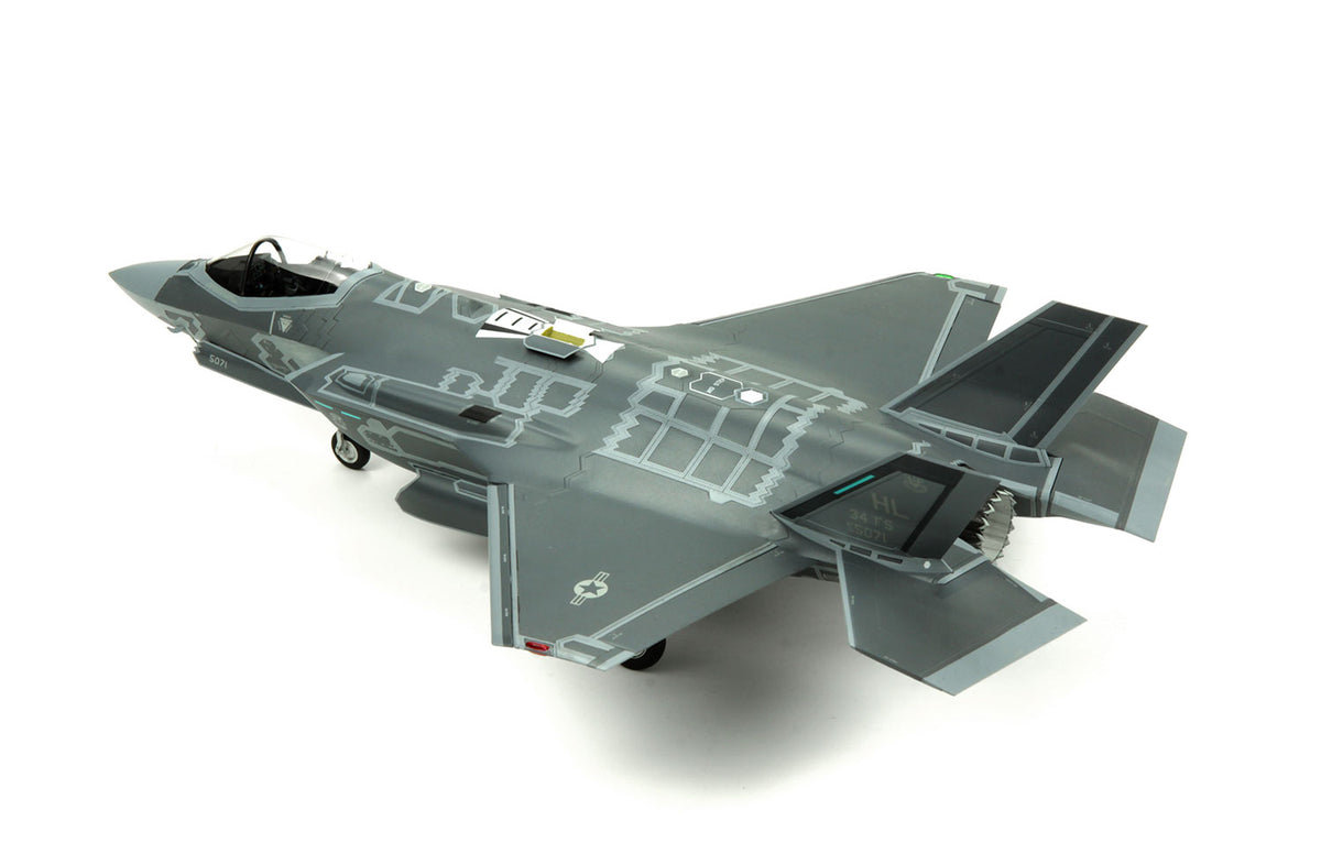 Meng 1/48 F-35A Lightning II Stealth Fighter model kit LS-007, image 4