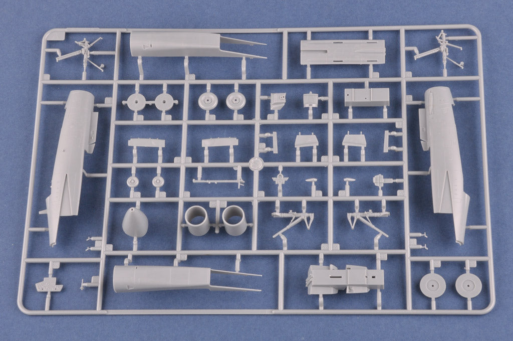 Hobby Boss 1/72 F-14A Tomcat VF-1 Wolfpack model kit 80279, image 7
