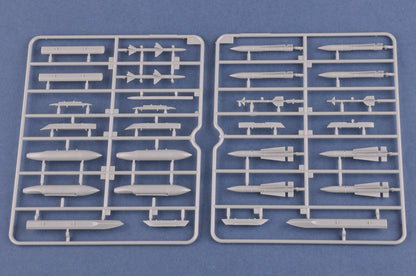 Hobby Boss 1/72 F-14A Tomcat VF-1 Wolfpack model kit 80279, image 8
