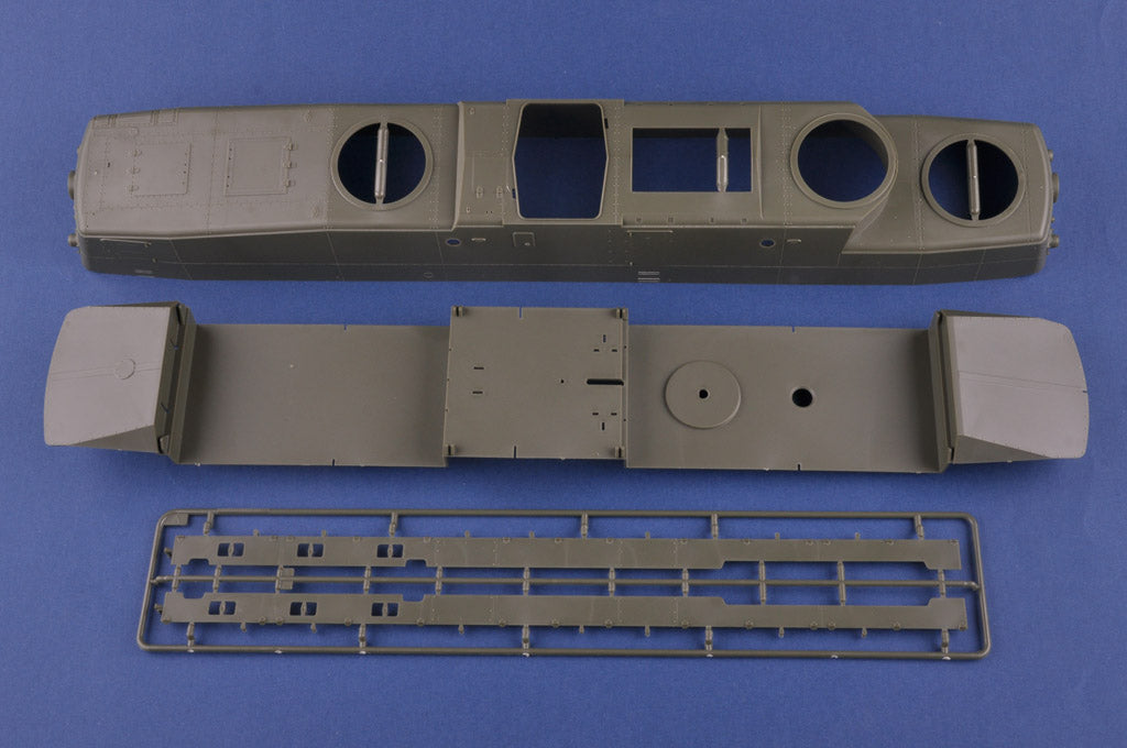 Hobby Boss 1/35 Soviet MBV-2 Armoured Railcar with F-34 Guns model kit 85515, image 7