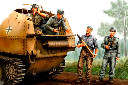 Hobby Boss 1/35 German Self Propelled Gun Crew model kit 84402, box art