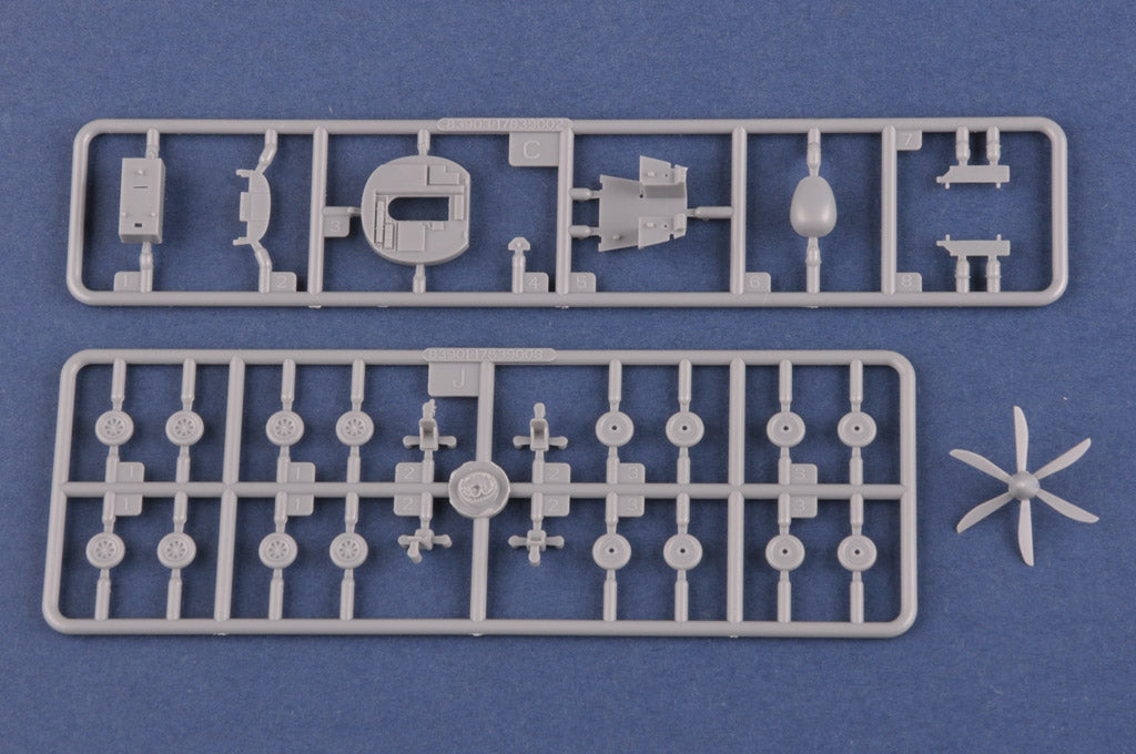 Hobby Boss 1/144 Chinese KJ-200 AEW&C Aircraft model kit 83903, image 9