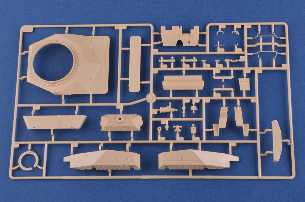Hobby Boss 1/35 Leopard C1A1 Canadian Main Battle Tank model kit 84502, image 7