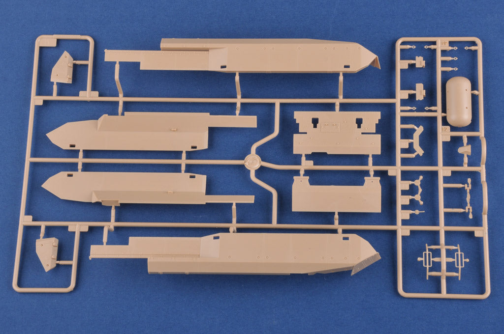 Hobby Boss 1/35 Leopard C1A1 Canadian Main Battle Tank model kit 84502, image 8