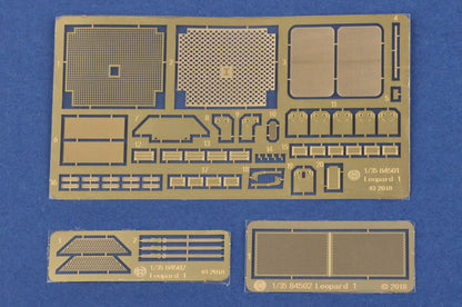 Hobby Boss 1/35 Leopard C1A1 Canadian Main Battle Tank model kit 84502, image 15