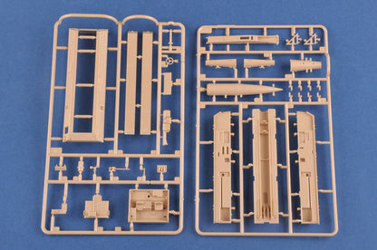 Hobby Boss 1/72 Soviet 9K714 Oka SS-23 Spider model kit 82926, image 6