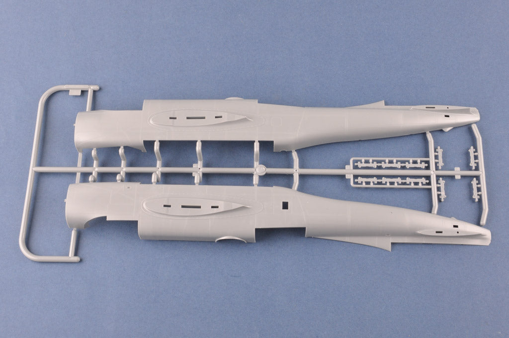 Hobby Boss 1/32 Douglas A-26B Invader model kit 83213, image 5