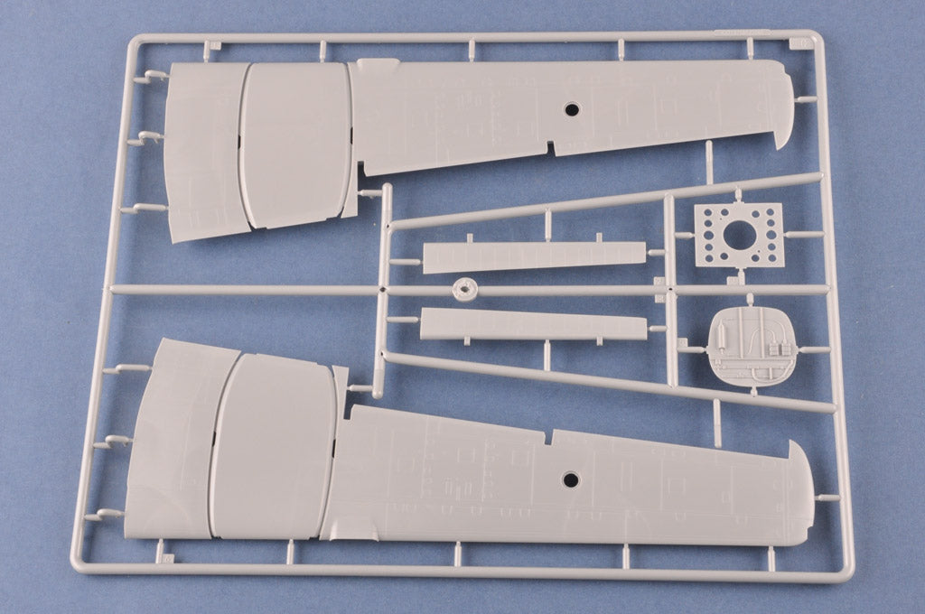 Hobby Boss 1/32 Douglas A-26B Invader model kit 83213, image 8