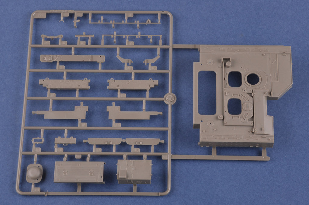 Hobby Boss 1/35 IDF Puma CEV (Batash) model kit 84547, image 7