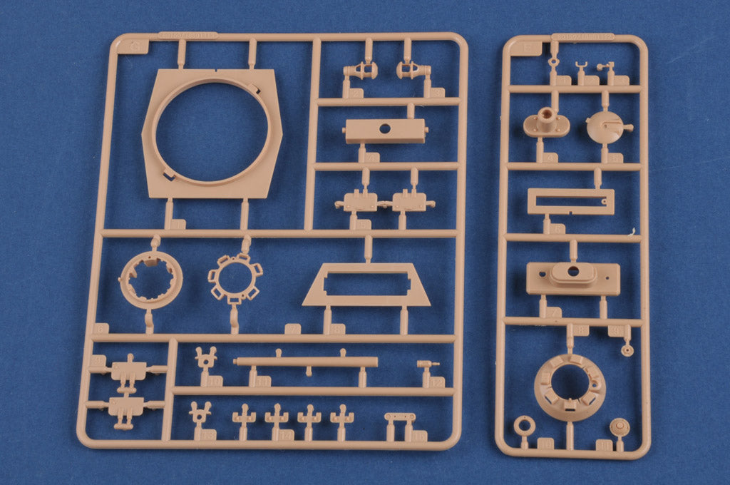 Hobby Boss 1/35 Pz.Kpfw. III/IV auf Einheitsfahrgestell model kit 80150, image 6