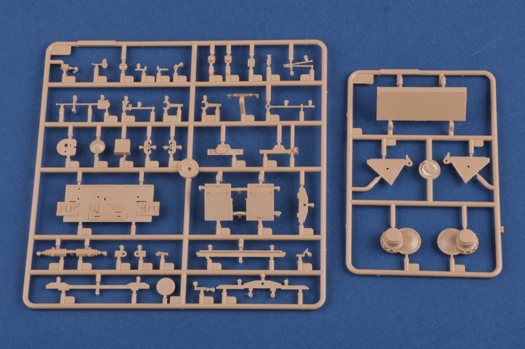 Hobby Boss 1/35 Pz.Kpfw. III/IV auf Einheitsfahrgestell model kit 80150, image 7