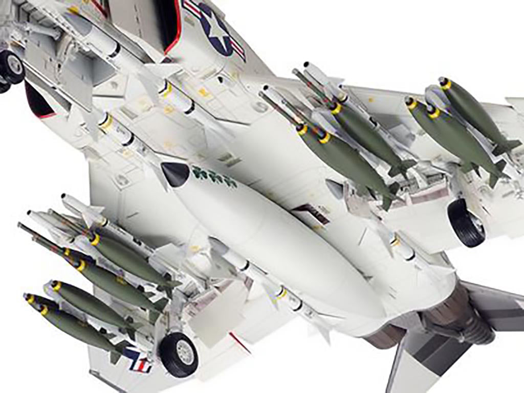 Tamiya 1/32 Aircraft - F-4J Phantom Marines - 60308