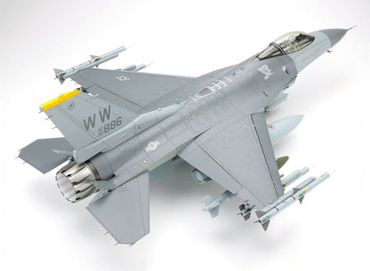 Tamiya 1/32 Aircraft - 1/32 Lockheed F-16 Cj F.Falcon - 60315