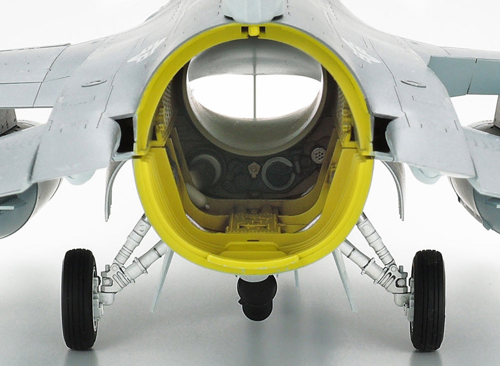 Tamiya 1/32 Aircraft - 1/32 Lockheed F-16 Cj F.Falcon - 60315