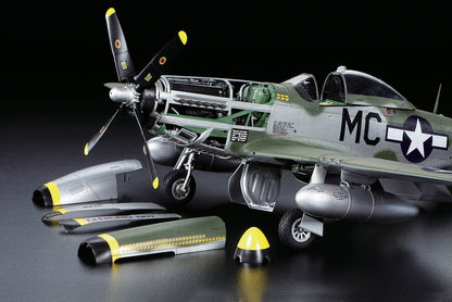 Tamiya 1/32 Aircraft - 1/32 North American P-51D Mustang - 60322