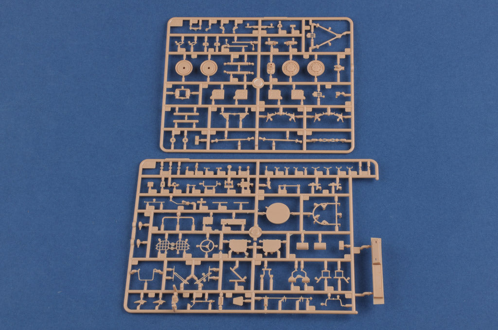 Hobby Boss 1/35 Bundeswehr LKW 7t Dump Truck model kit 85520, image 10