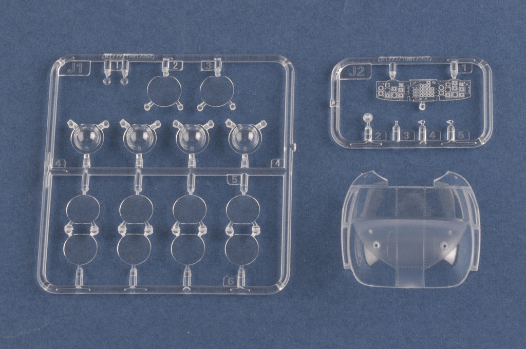 Hobby Boss 1/48 CH-47A Chinook model kit 81772, image 11