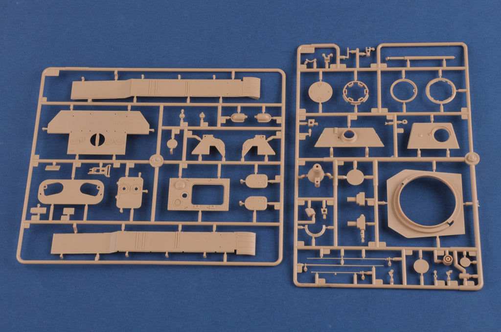 Hobby Boss 1/35 German Panzerbeobachtungswagen V Ausf. A model kit 84534, image 6