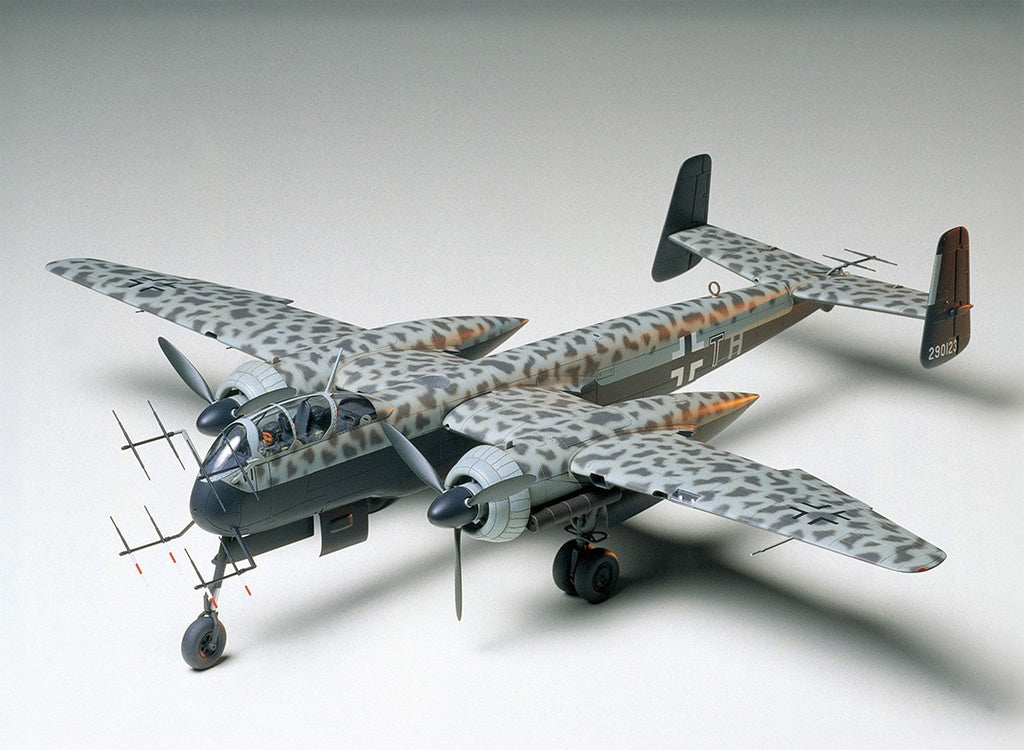 Tamiya 1/48 Aircraft - Heinkel He 219 Uhu - 61057
