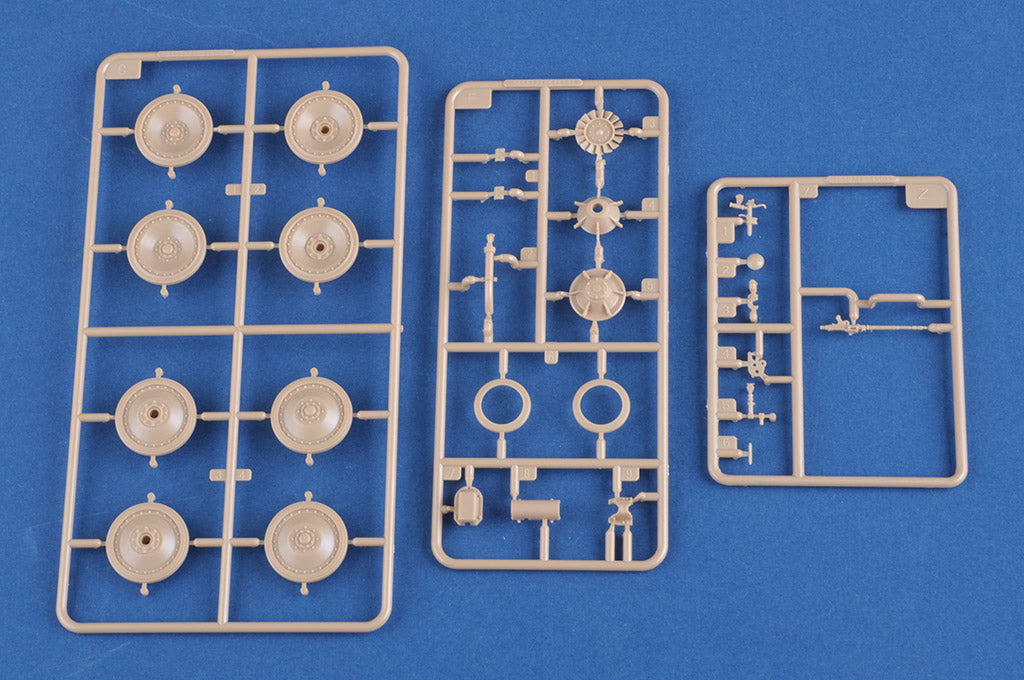 Hobby Boss 1/35 German Sd.Kfz.179 Bergepanther Ausf. G model kit 84553, image 13