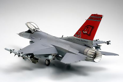 Tamiya 1/48 Aircraft - F-16C (Black 25/32) - 61101