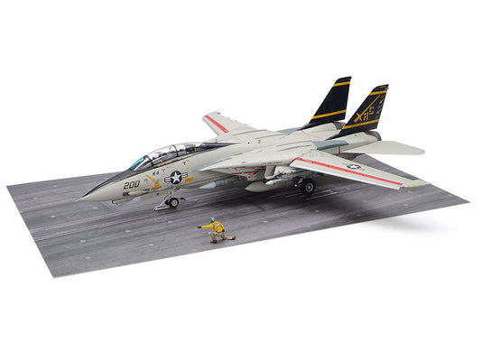 Tamiya 1/48 Aircraft - 1/48 Grumman F-14A Tomcat (Late Model) Carrier Launch Set - 61122
